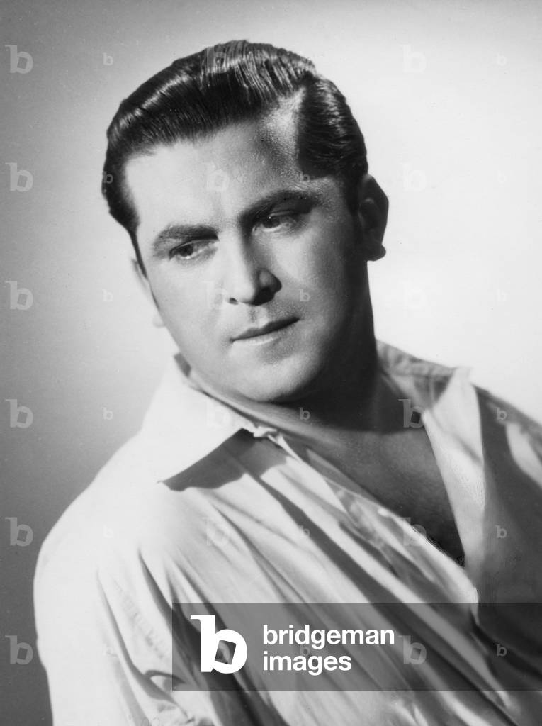 Gerard Chapuis, French bass