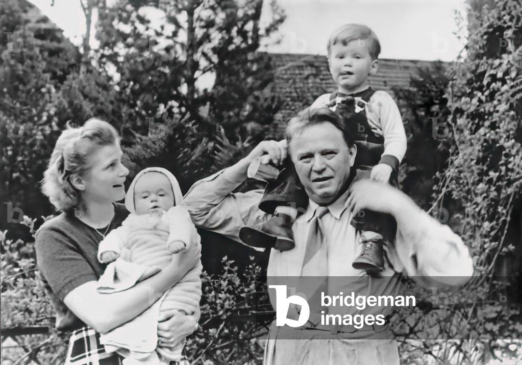 Adolf Busch, German violinist & composer, with second wife Hedwig & sons Thomas & Nicholas, 1951