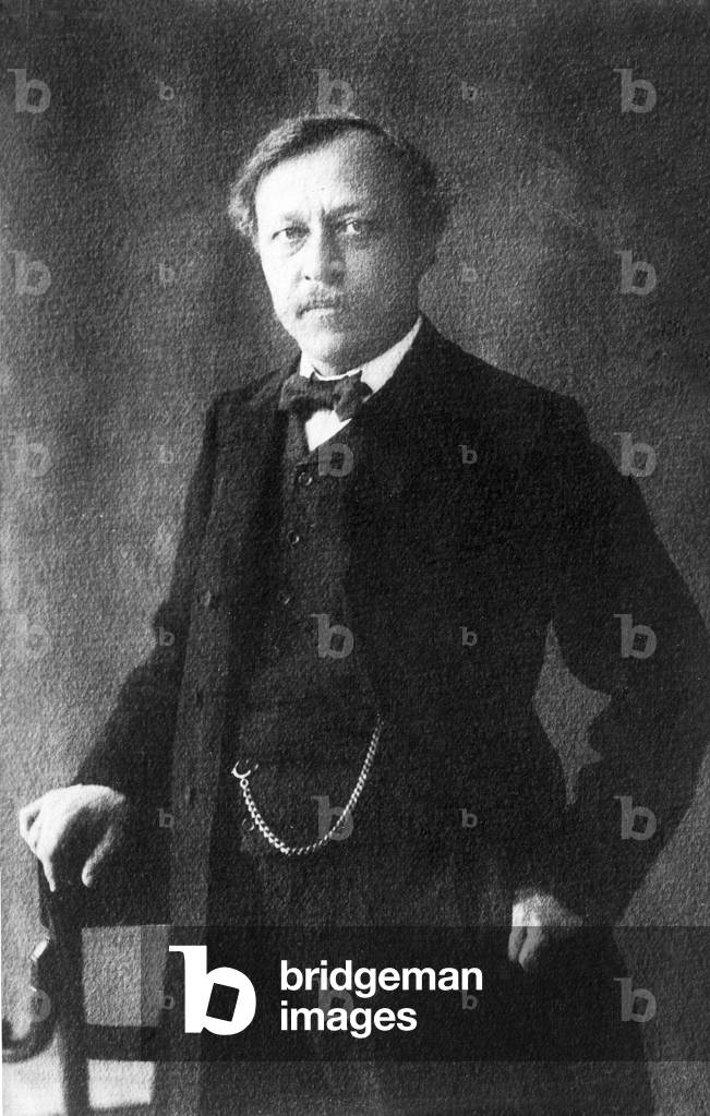 Georg Schumann (October 25, 1866 - May 23, 1952), German composer, pianist, conductor and teacher