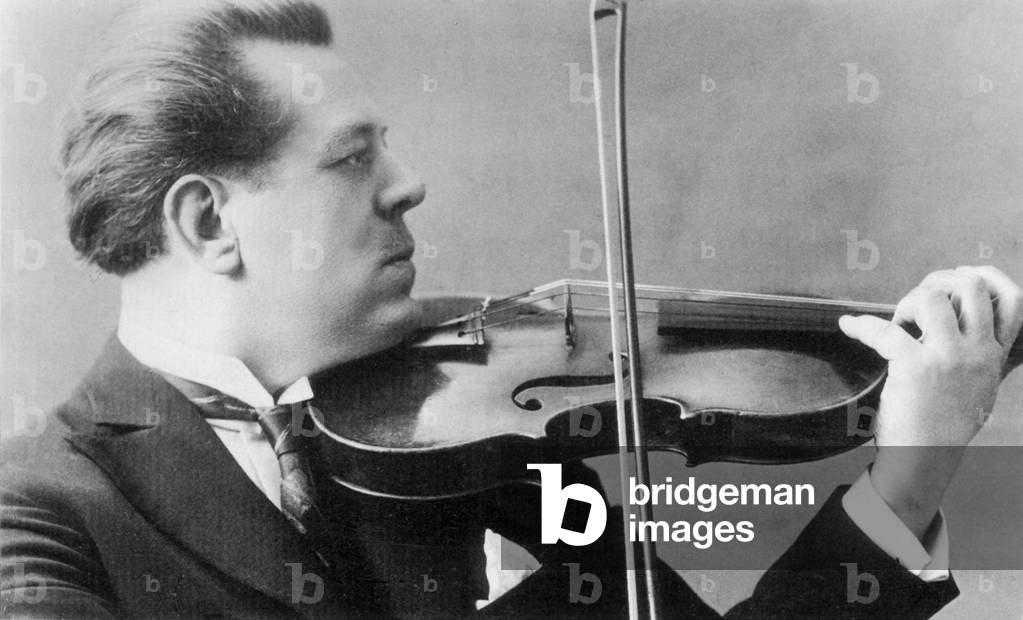 Maurice Vieux  - French violist playing the violin
