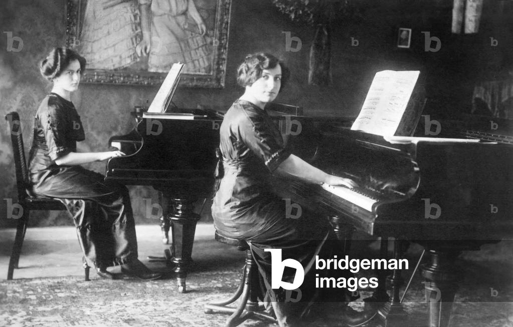 Else and Caecilie Satz, German piano duo