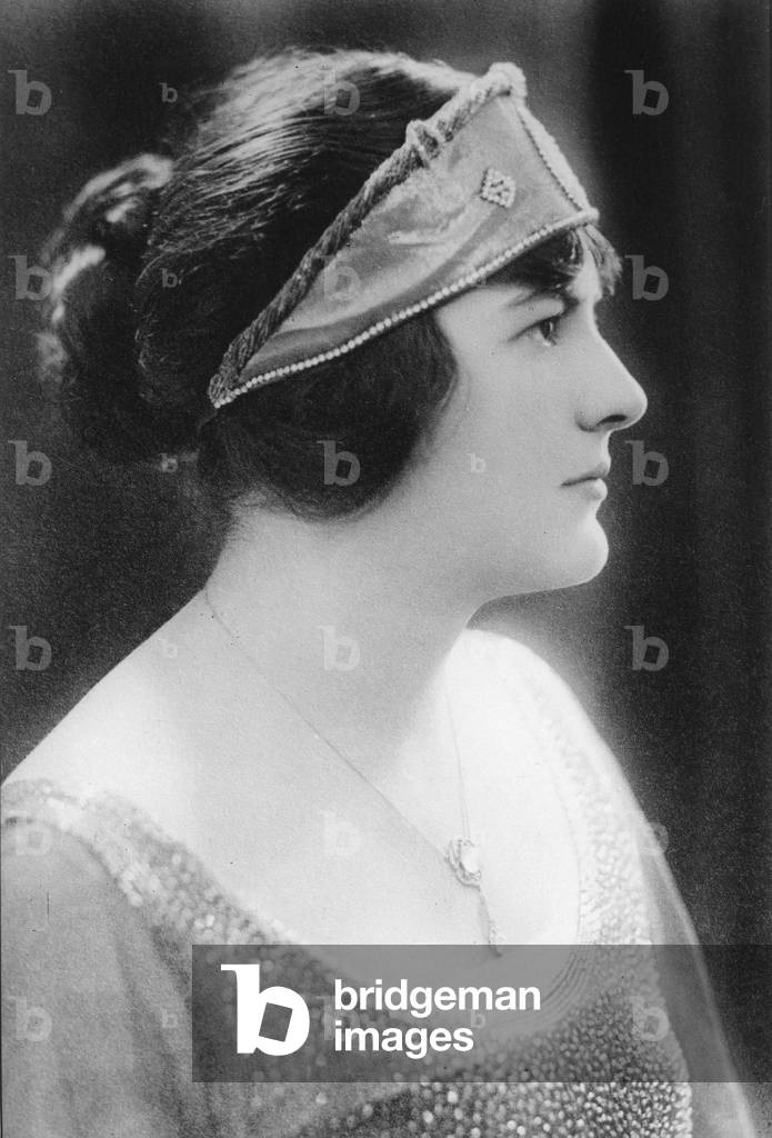 Astra Desmond, English contralto