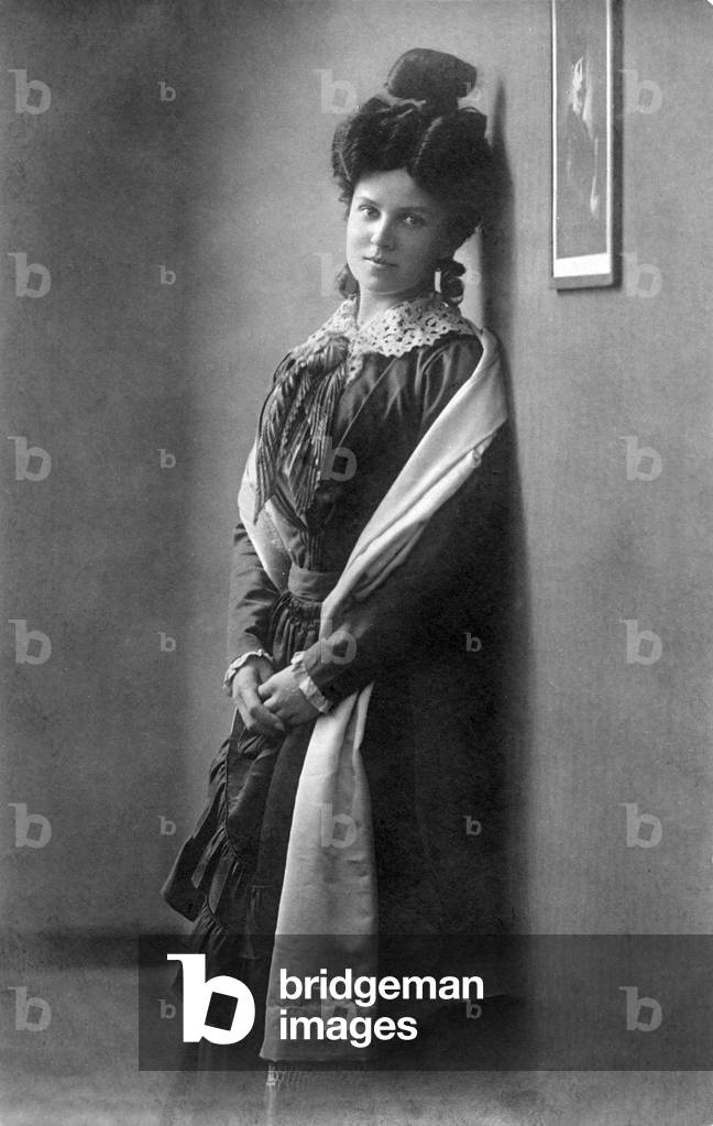 Minnie Nast, German soprano as Mimi in Giacomo Puccini 'sLa Boheme, 1906. 10 October 1874 - 20 June 1956.