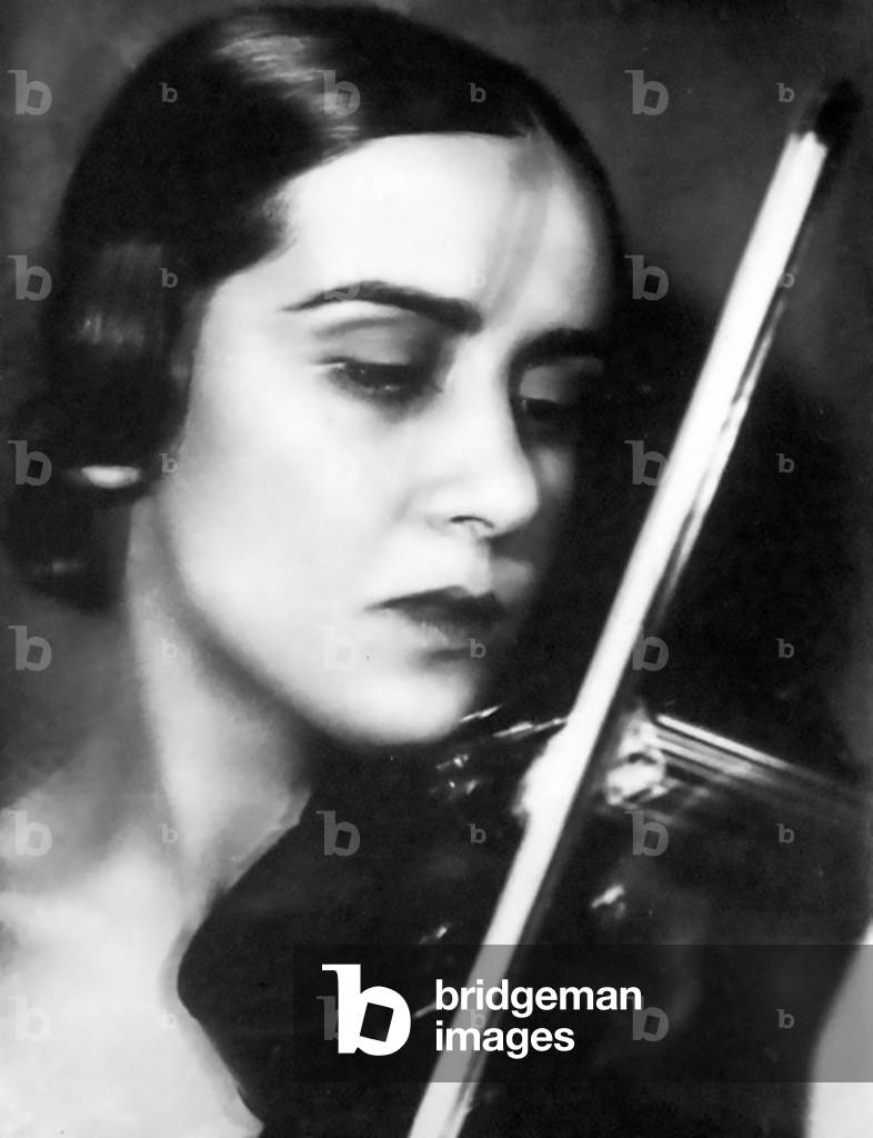 Lilia D'Albore, Italian violinist