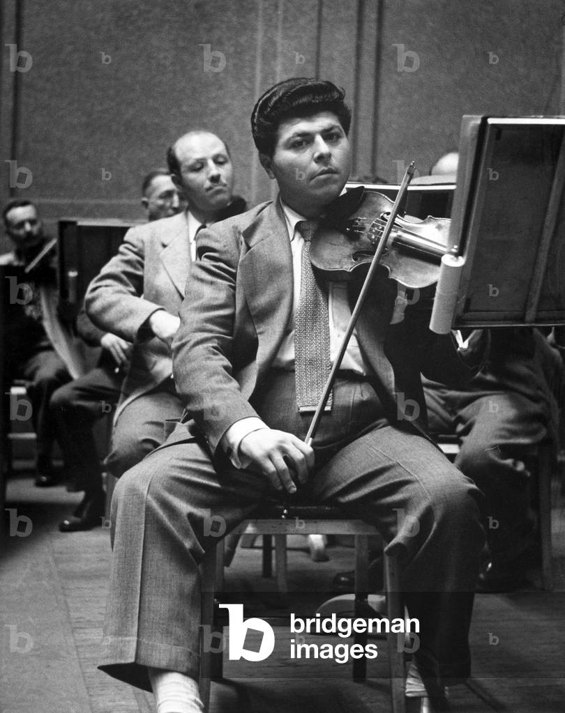 Jacob Krachmalnick ( 1922 - 2001 ), Russian American violinist and concertmaster, 1951