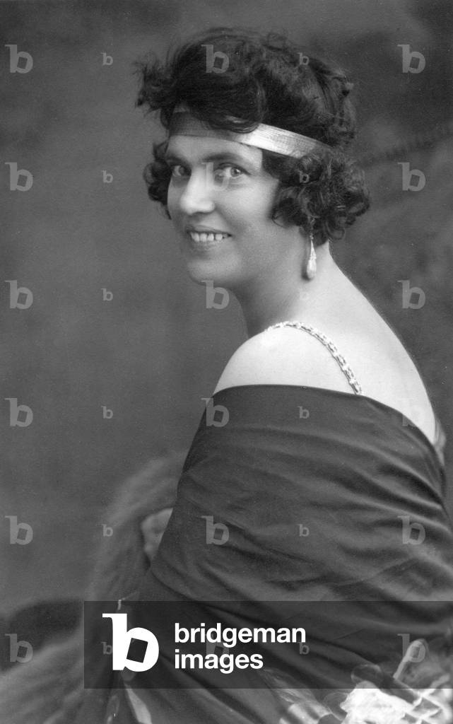 Aline Sanden German soprano