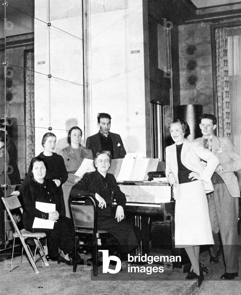 Nadia Boulanger with singers , 1938