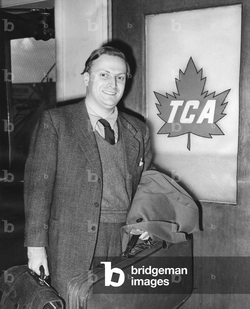 Yehudi Menuhin. Portrait photograph taken in Chicago, 1949. American- Russian violinist April 22, 1916 - March 12, 1999.