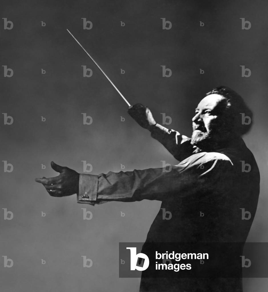 Henry Wood English conductor