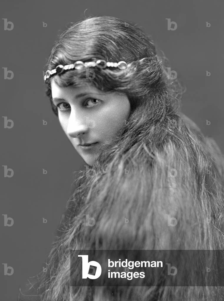 Mary Garden -  Scottish soprano as Melisande in Palleas et Melisande - opera  by Claude Debussy