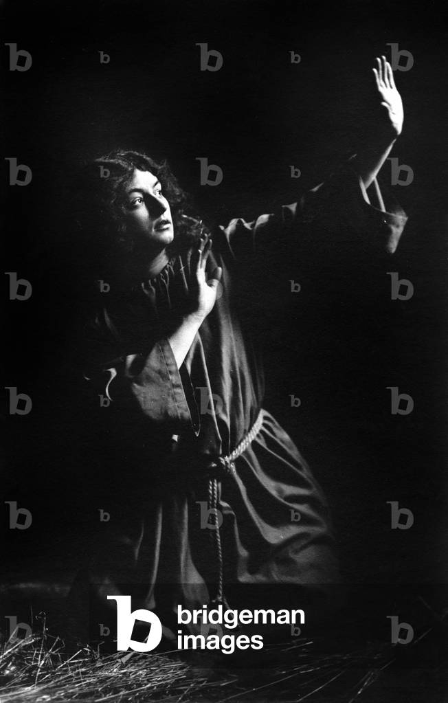 Eva Von Der Osten, German soprano, show in the role of Marguerite in Wagner's Faust, 1907