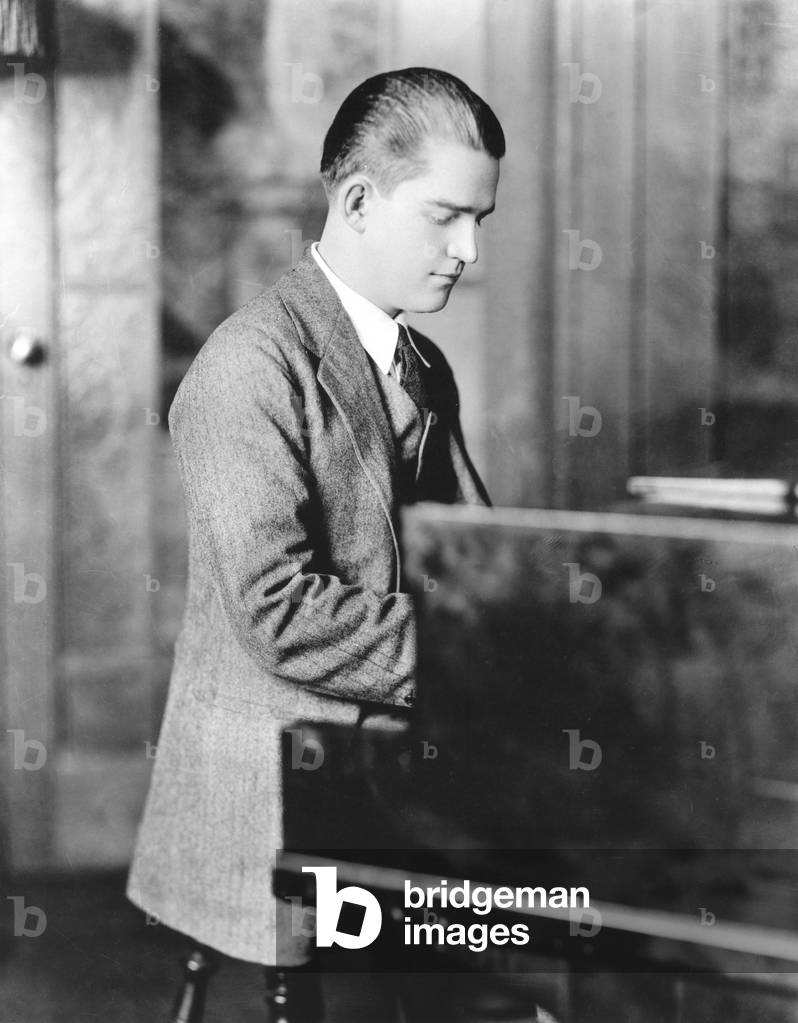 Zez (Edward Elzear) Confrey (April 3, 1895 - November 22, 1971), American jazz pianist and composer