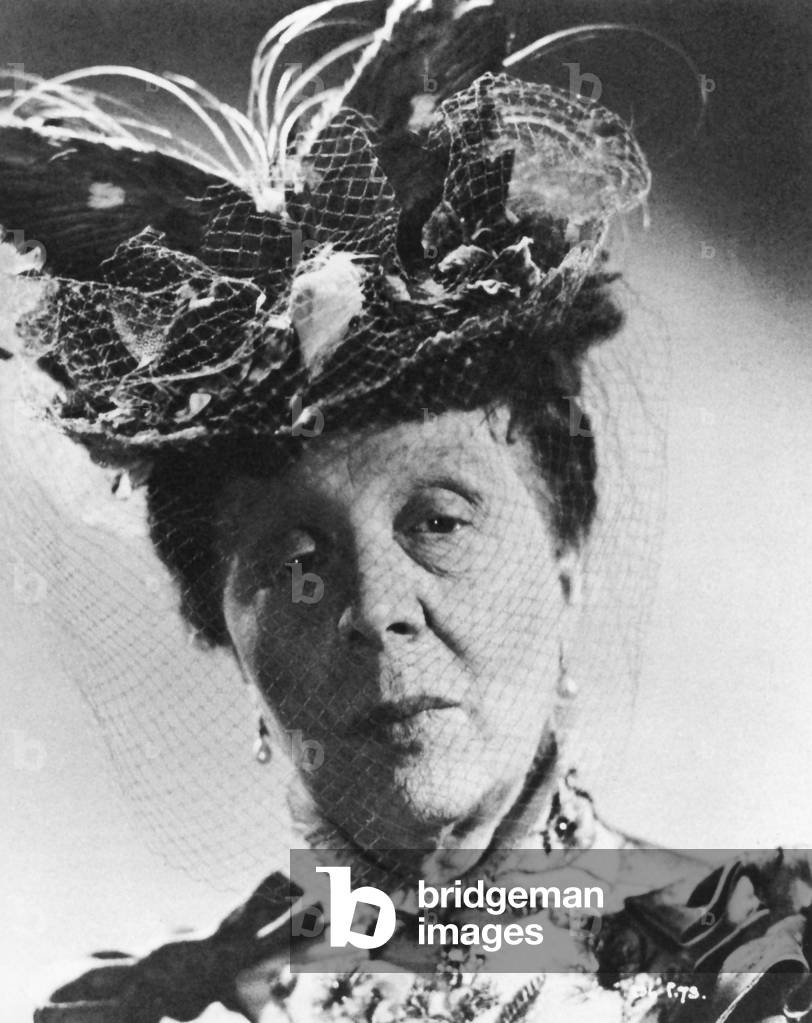 Dame Edith Mary Evans DBE ( 1888 - 1976 ), English actress as Lady Bracknell in The Importance of Being Earnest by Oscar Wilde
