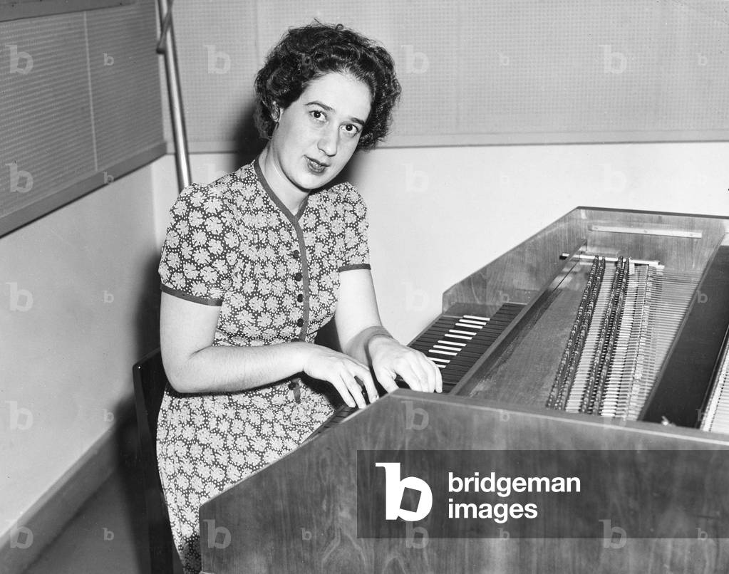 Yella Pessl. Photograph of the musician at the harpsichord, taken in 1940. Australian harpsichordist, 5th January 1906 - 9th December 1991.