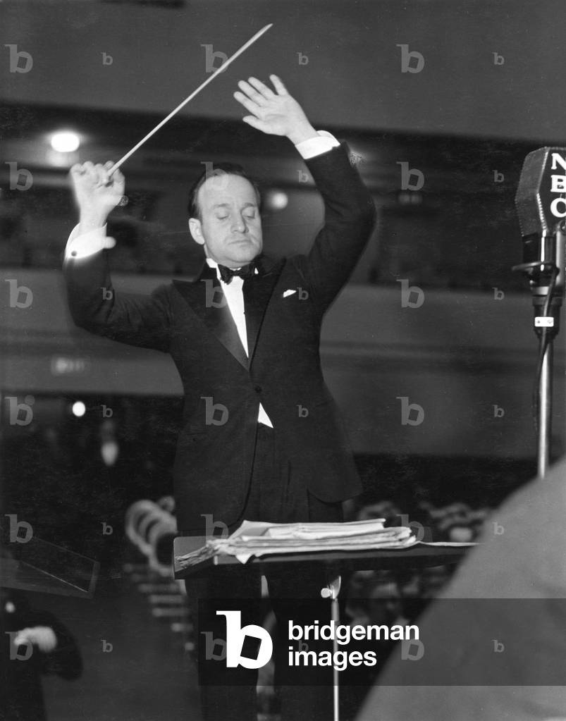 Nathaniel 'Nat' Shilkret, American clarinetist, conductor  and  bandleader