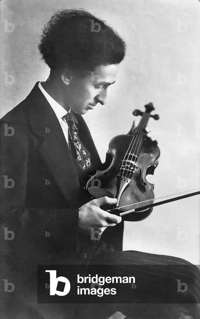 Issay Mitnitzky, Russian Swedish violinist
