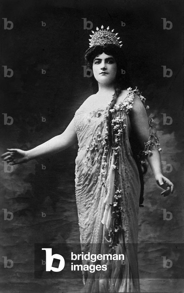 Marcelle de Mougeot, French soprano.