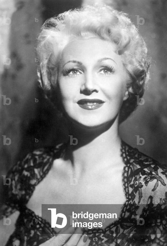 Sari Barabas portrait of  Hungarian soprano
