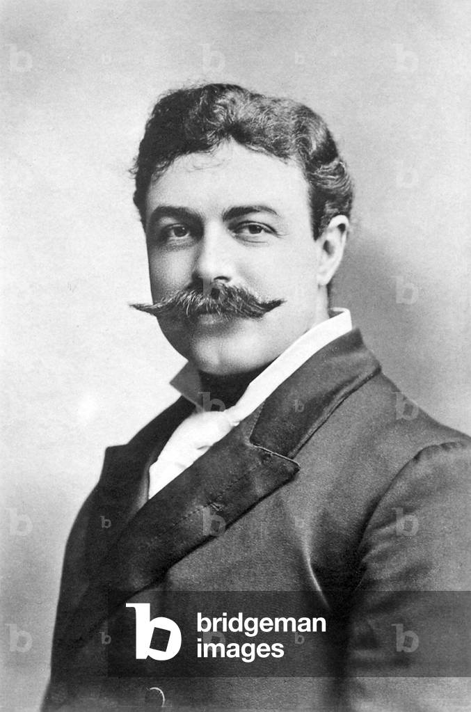 Lloyd Chandos - portrait of English tenor