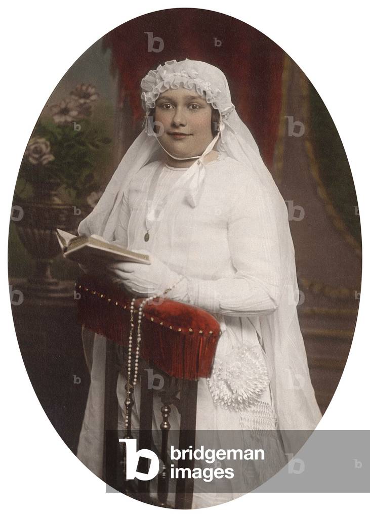 Young girl making her solemn declaration of faith, c. 1940, Paris