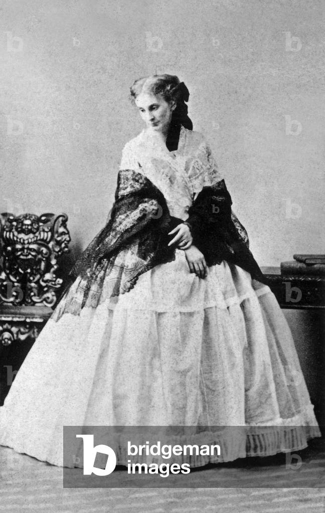 The duchess of Morny, 19th century (photo)