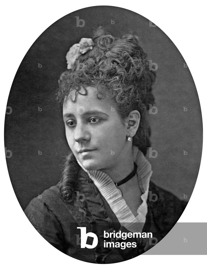 Esther Chevalier (1853-?) french mezzo soprano, photo by Liebert, 1875