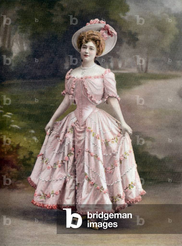 Anna Tariol-Bauge as Pomponnette in play 