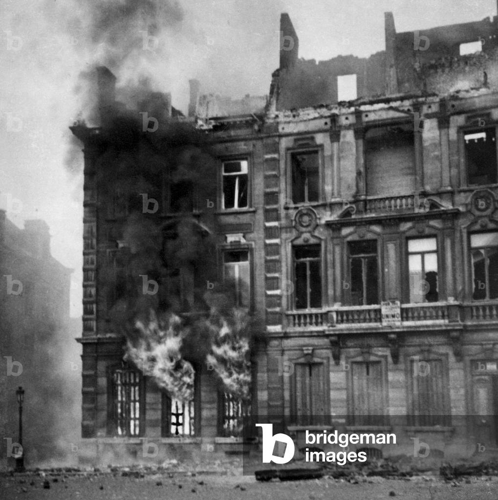 Namur (Wallonia, Belgium): fire after a bombing, may 1940