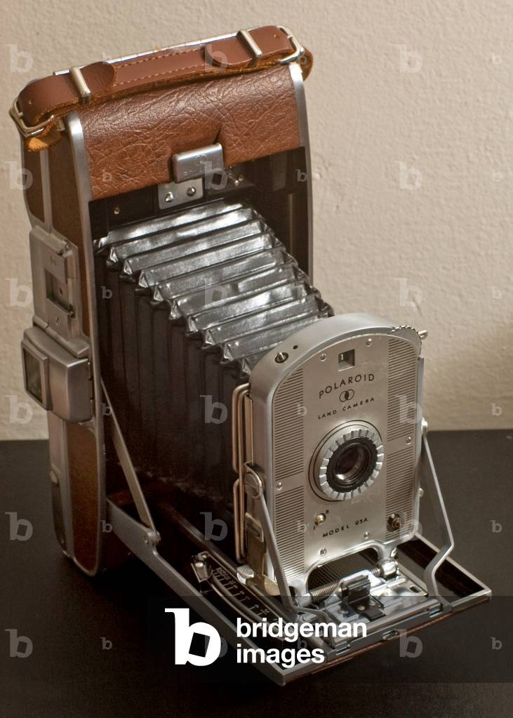 (Polaroid land camera model 95, invented by Edwin Land, 1948-1953