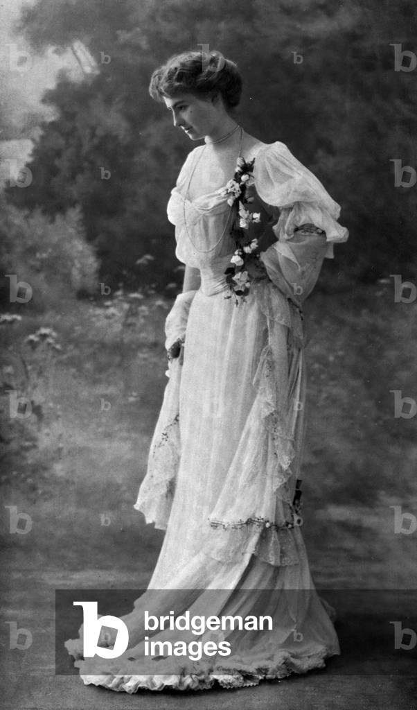 French comedian Marie Therese Pierat Comedie-Francaise, picture from french magazine 