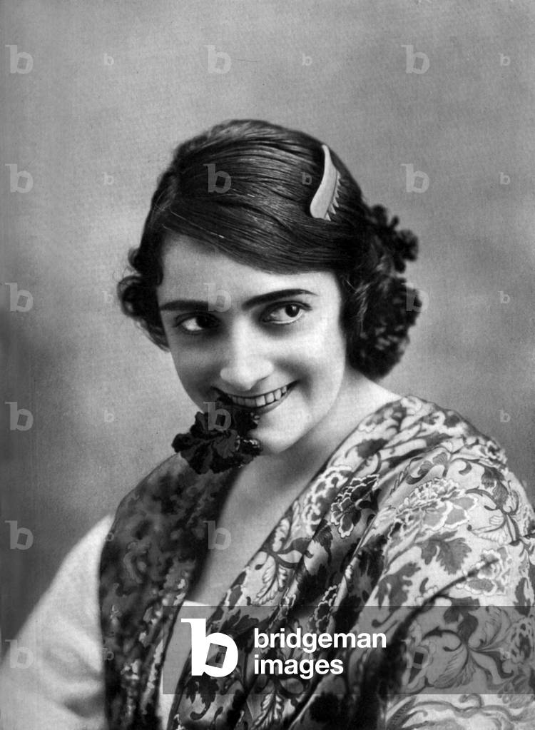 French comedian and singer Marthe Davelli as Carmen in opera 