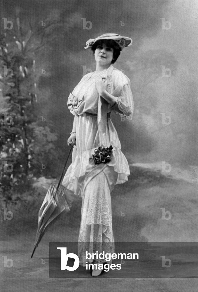 French comedian Lucile Nobert, photo from french paper 