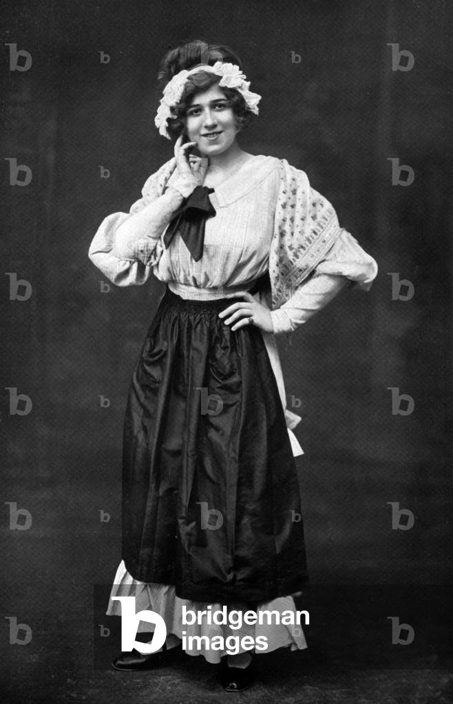 Opera singer Lucy Vauthrin as Mimi in opera 