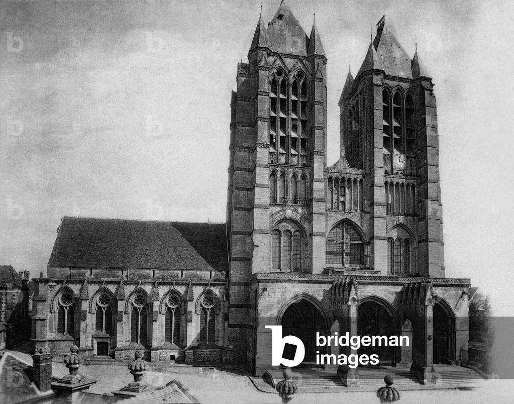 Noyon, France: the cathedral Notre Dame, Postcard, 1900