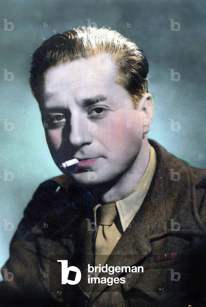 French actor Claude Dauphin (1903-1978), here in the 30's, Postcard