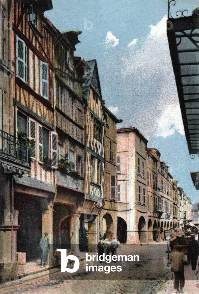 Old houses in La Rochelle (France), Postcard, 1918