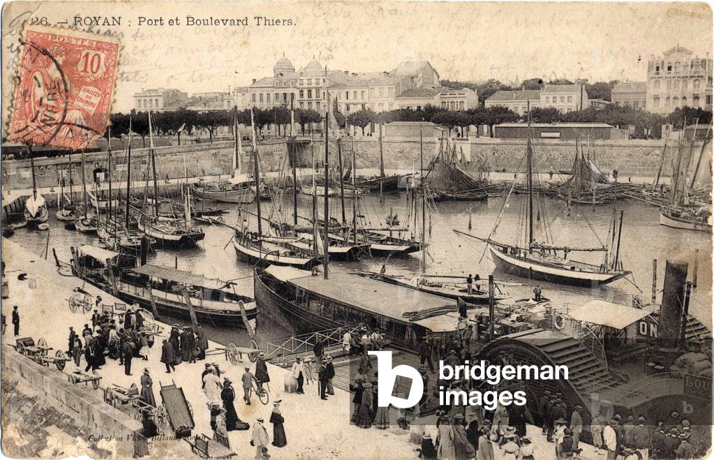 view of the harbour in Royan, in 1903, Postcard