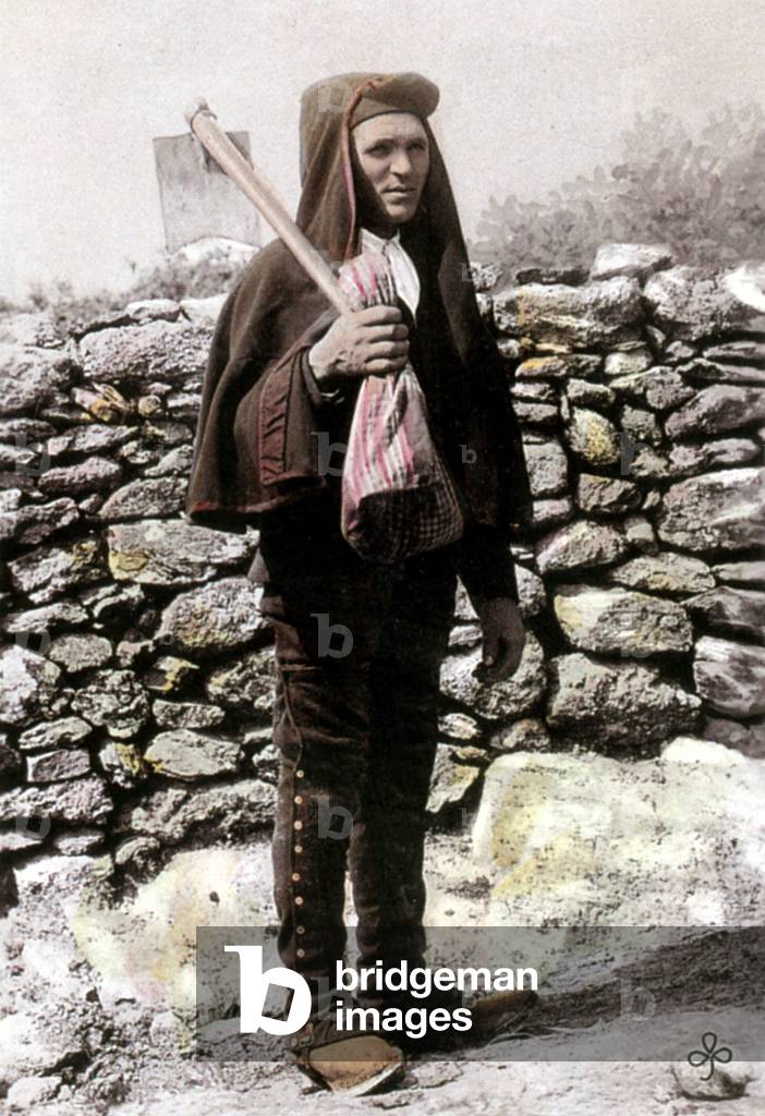 Peasant from Barroso near Porto, early 20th century (photo)