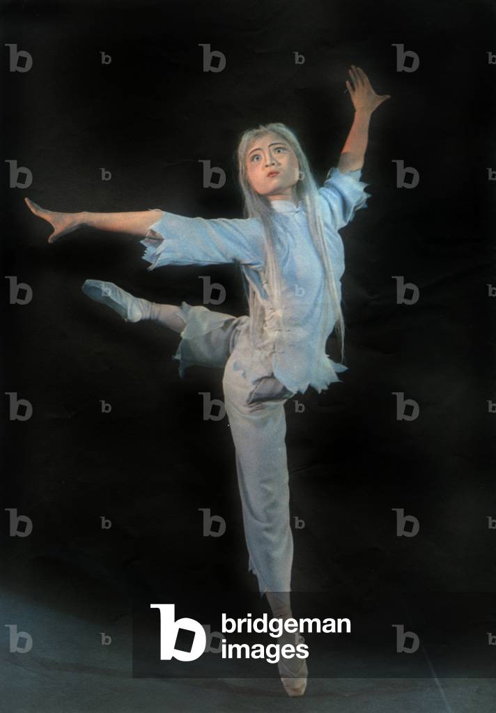 Hsi-eul in ballet The girl with white hair, Shanghai, 1966 (photo)