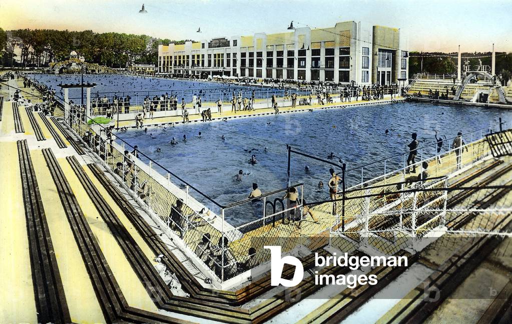 Toulouse, France: view of the big swimming pool in Toulouse, France, c. 1965