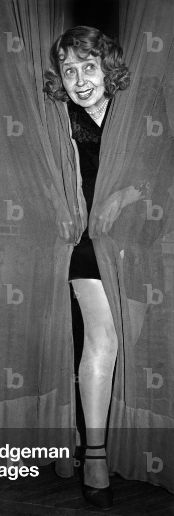 French singer Mistinguett  c. 1955 (b/w photo)