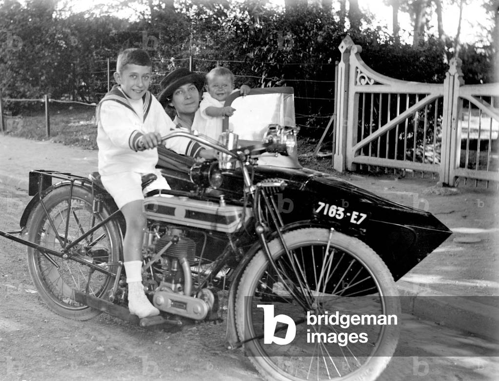 Side-car