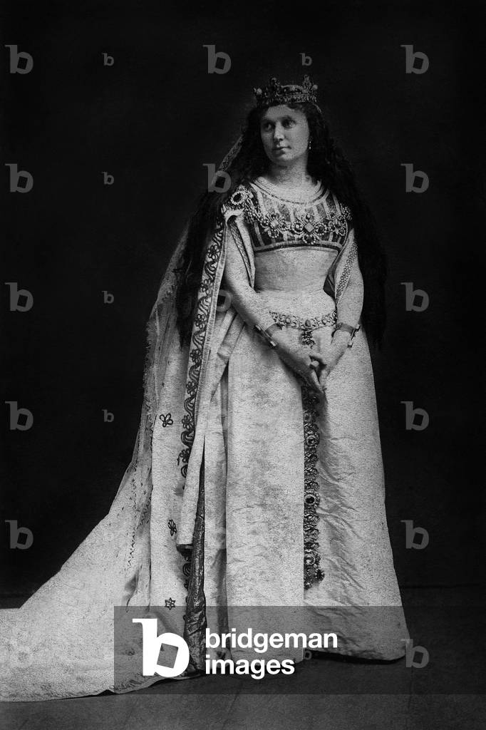 Opera singer as Elisabeth in opera Tannhauser, Berlin, c. 1900, photo Heinrich Graf