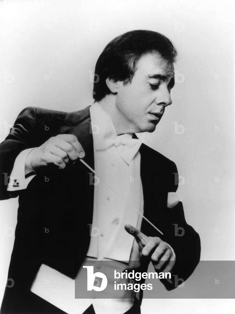 Argentine composer, pianist and conductor Lalo Schifrin in the 1980s