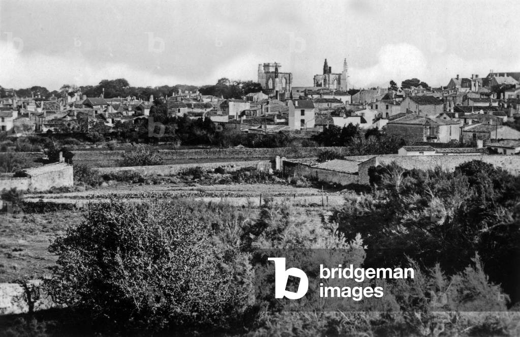 Isle of Rhe, France c. 1930: Saint Marin de Re