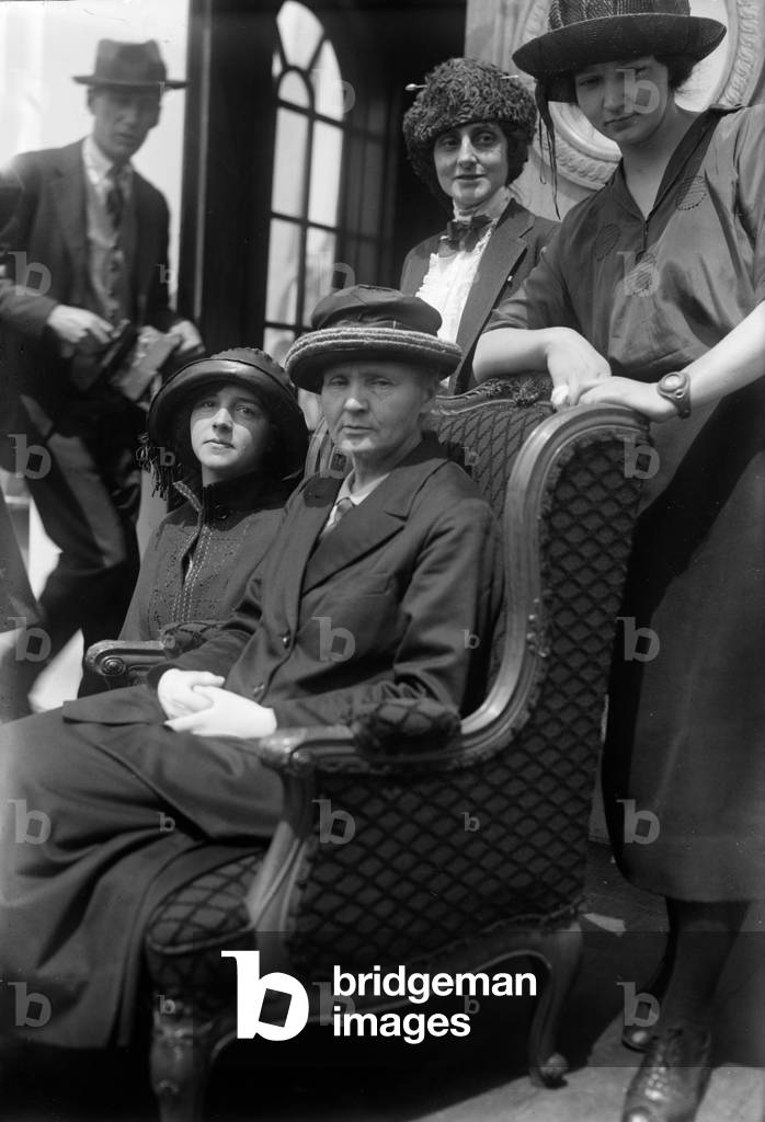 Marie Curie and her daughters in 1921