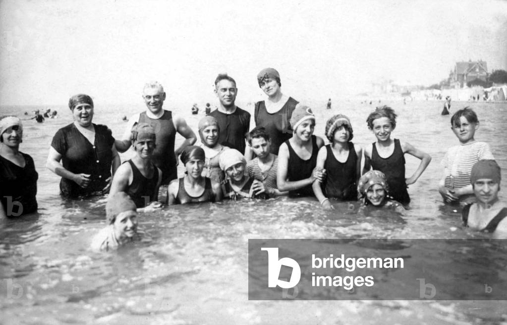 beach in Le Touquet , north of France, in 1925 (b/w photo)