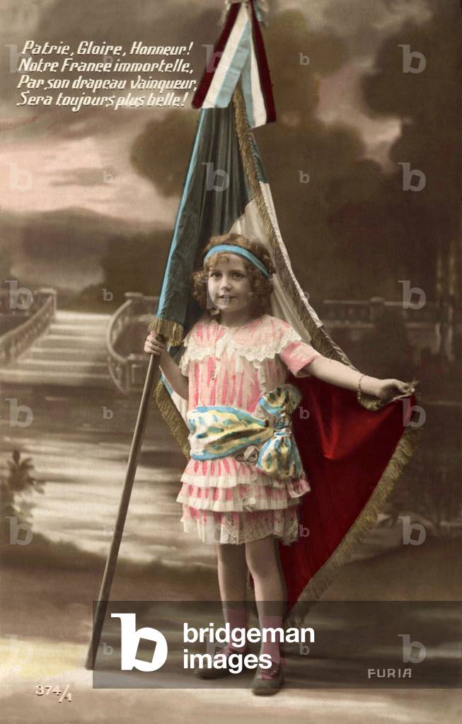 Patriotims: little girl with french flag, french Postcard, 1914-1918