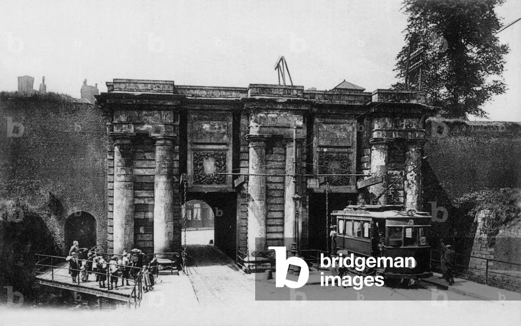 Lille France: Tournai's gate, c. 1910 (b/w photo)