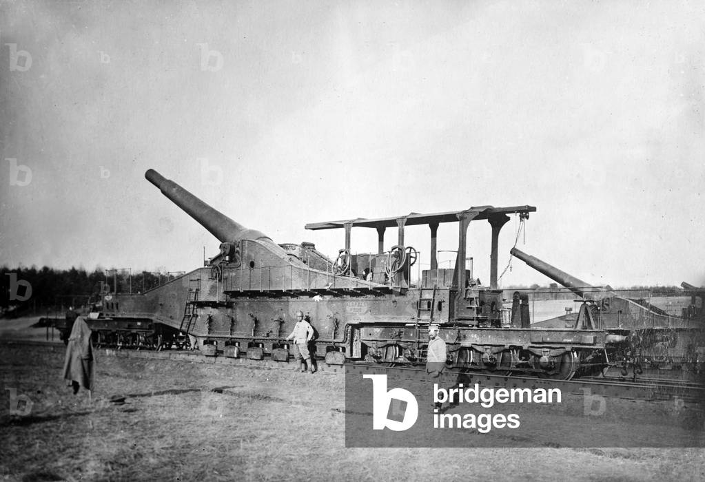 French heavy rail artillery, 1916 (b/w photo)